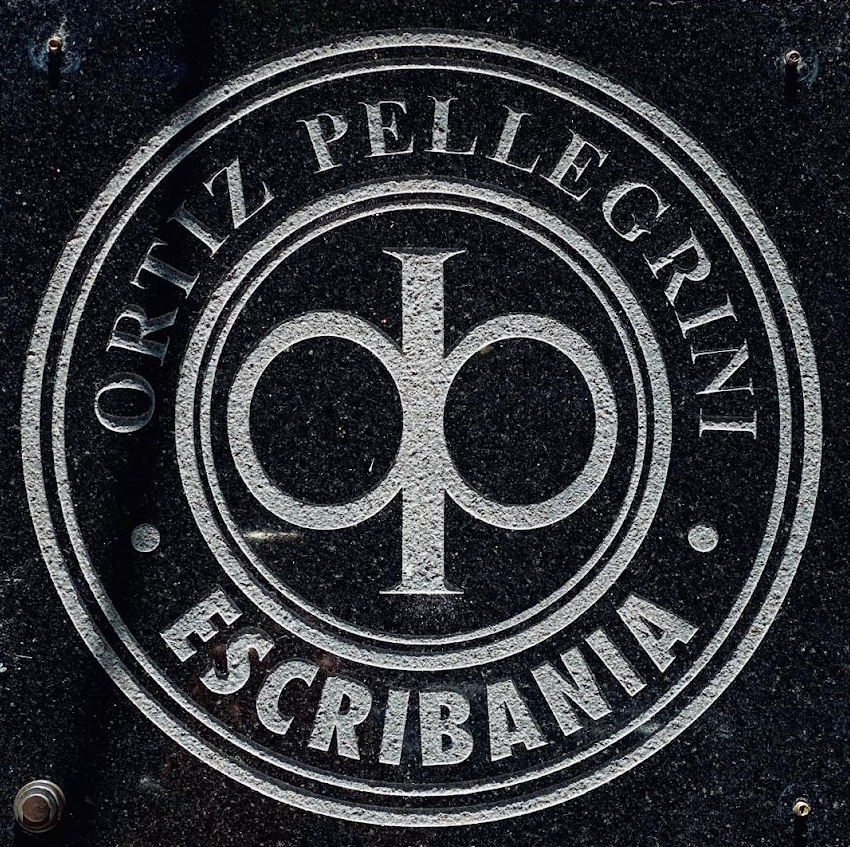 Escribania Ortiz Pellegrini  LOGO