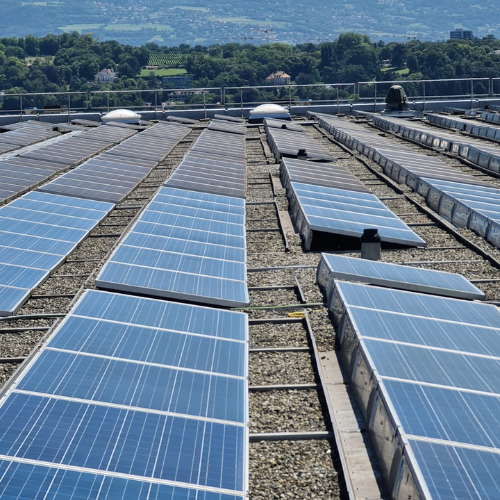 Nettoyage panneaux solaires easyNet Services