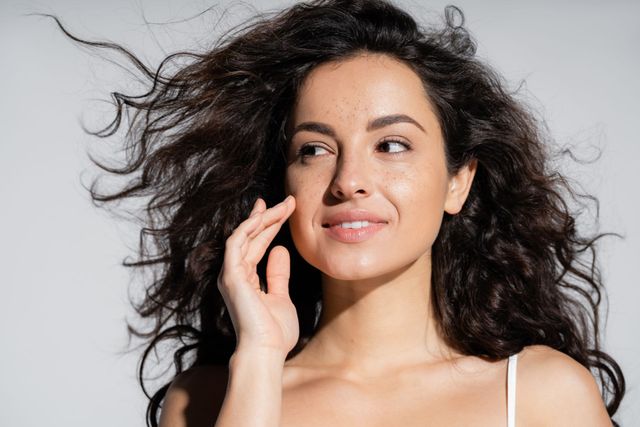 what is glutathione for Glutathione: Beyond the Master Antioxidant Most practitioners stop at  calling glutathione a detox molecule. But in practice, it's much more-it's  a central regulator of redox balance, immune modulation, mitochondrial  protection, and even