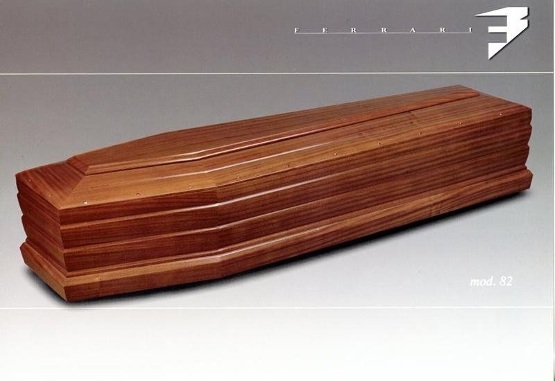cofano funebre scuro