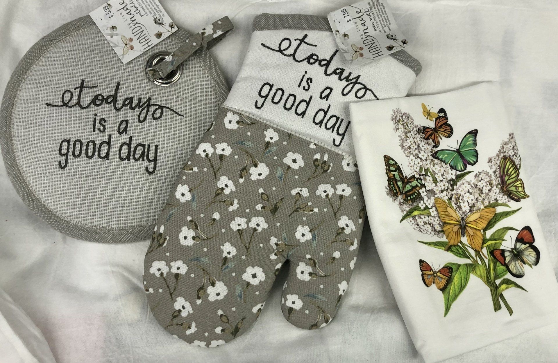 simple kitchen towels