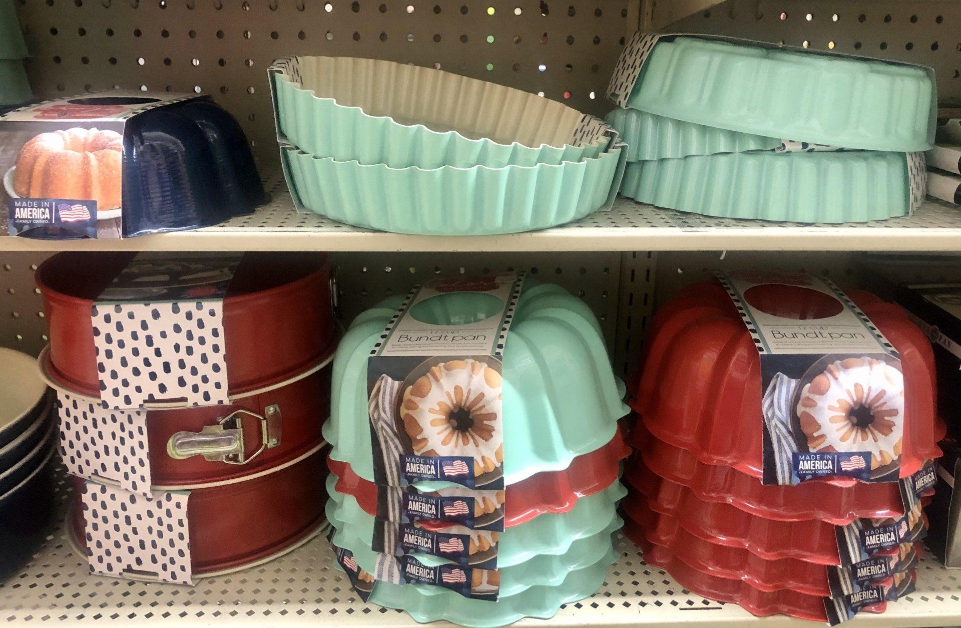 bundt cake pans