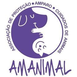 Um logotipo roxo com um cachorro e um gato em círculo.