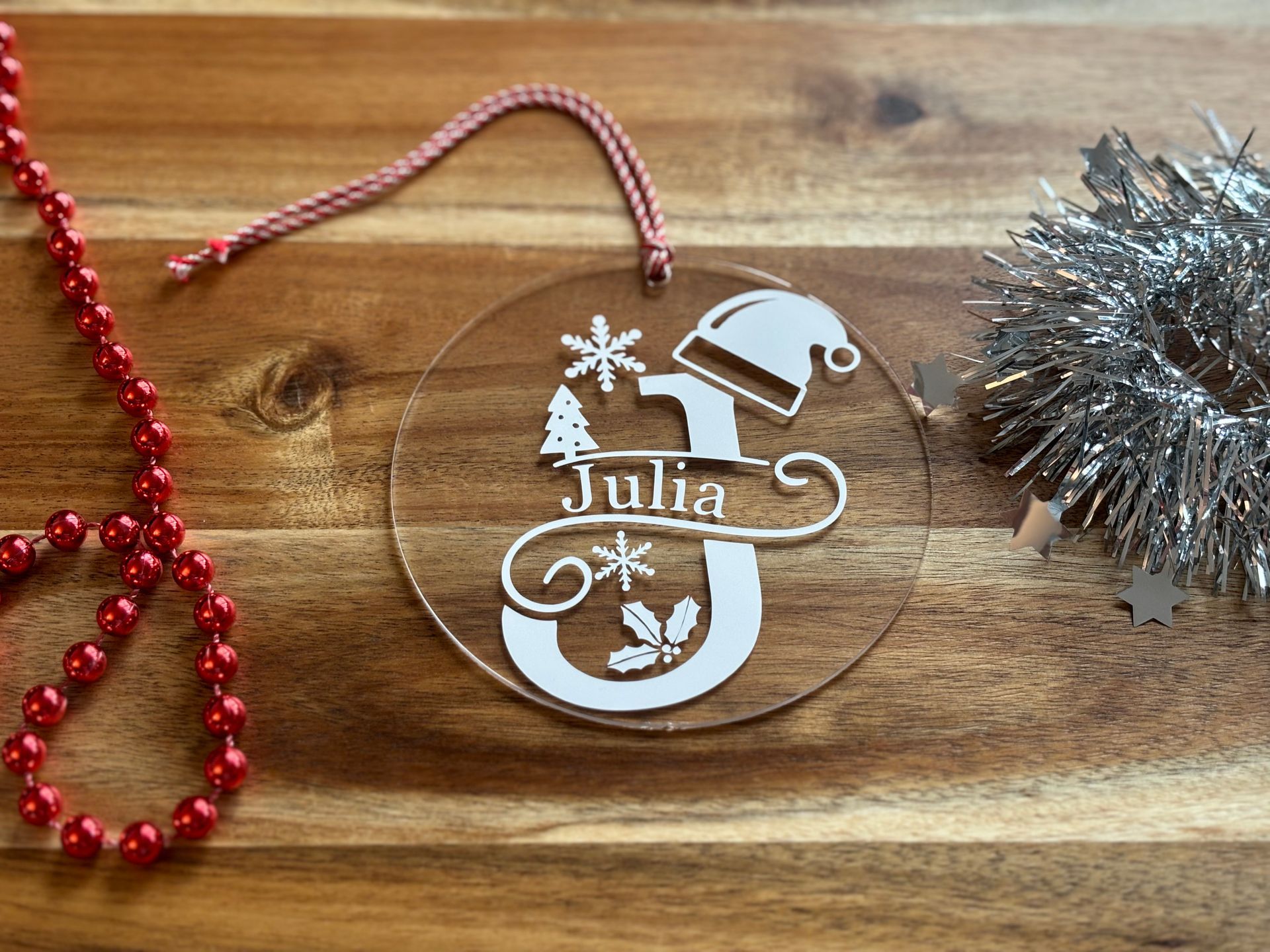 Celebrate the season with gifts that warm the heart and spread joy. From personalized keepsakes and festive jewelry to ornaments and cozy decor.