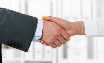 Handshake, KSK Insurance|Auto, Home & Business Insurance|Easthampton, MA 01027