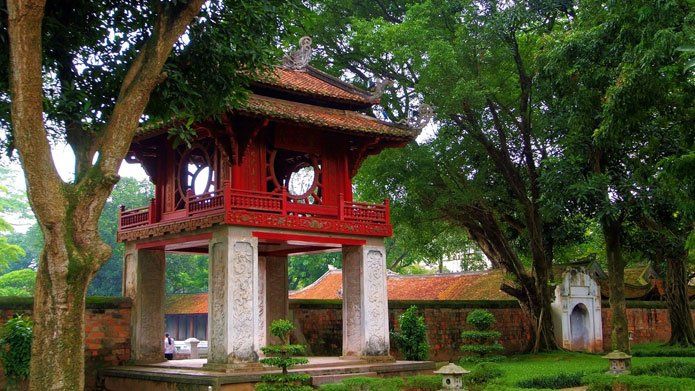 Explore the Temple of Literature