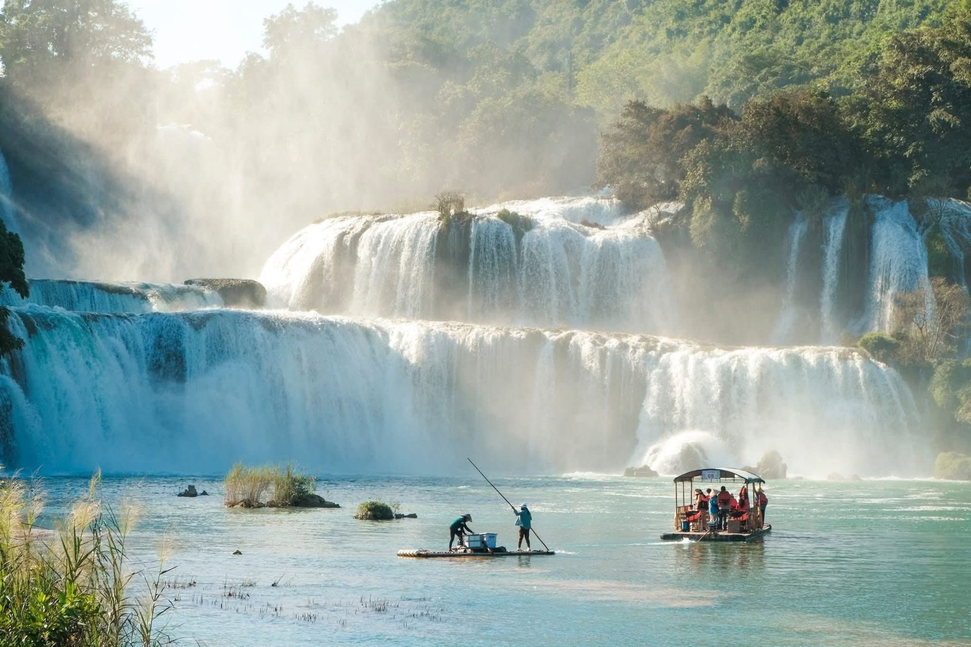 Take a Boat Trip on Ba Be Lake (Must-Do Experience)