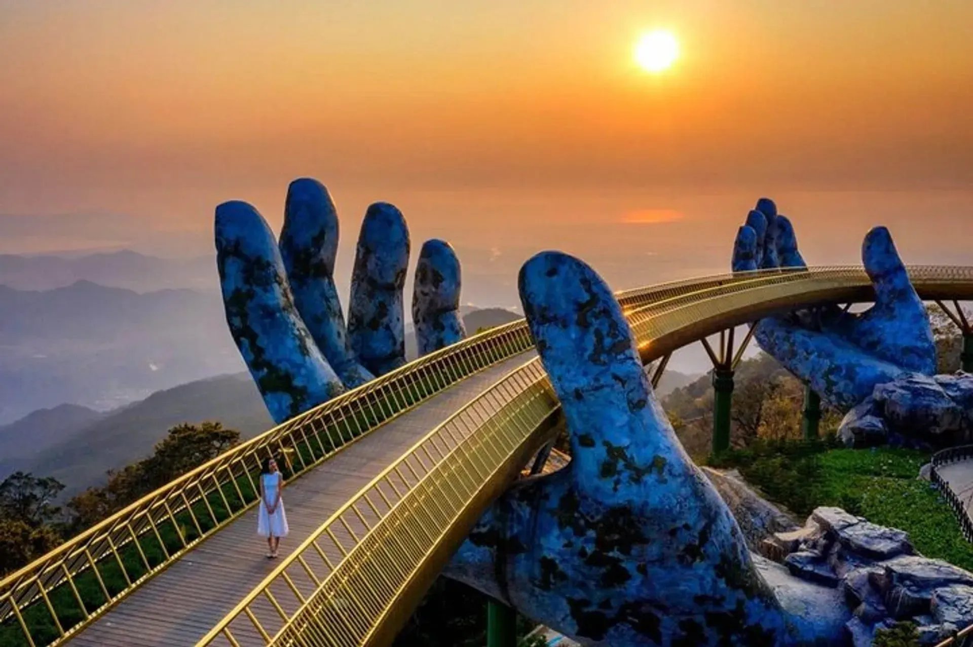 Da Nang Attractions Guide - Ba Na Hills & Golden Bridge