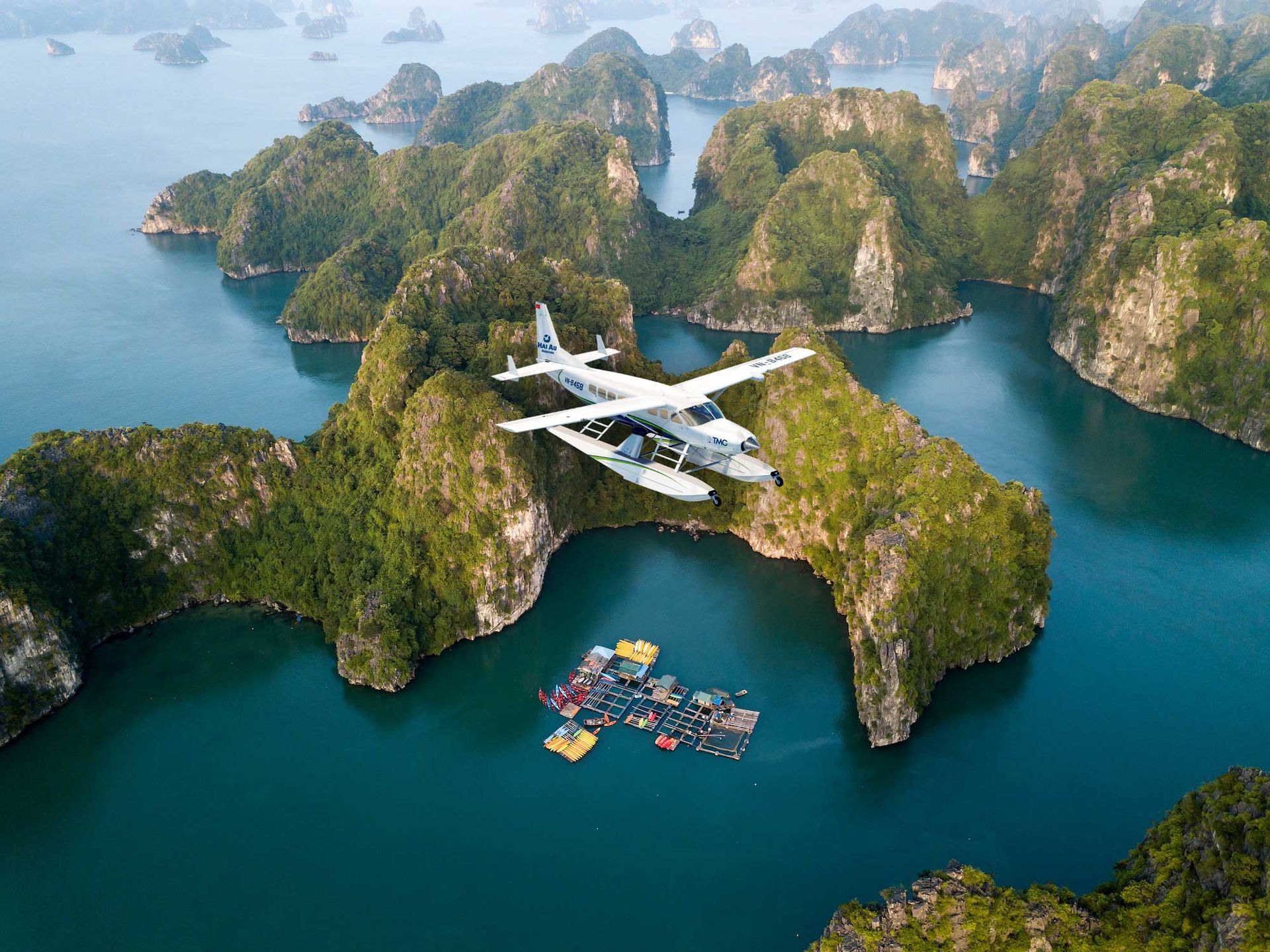 Take a Seaplane Scenic Flight (Best Premium Experience)