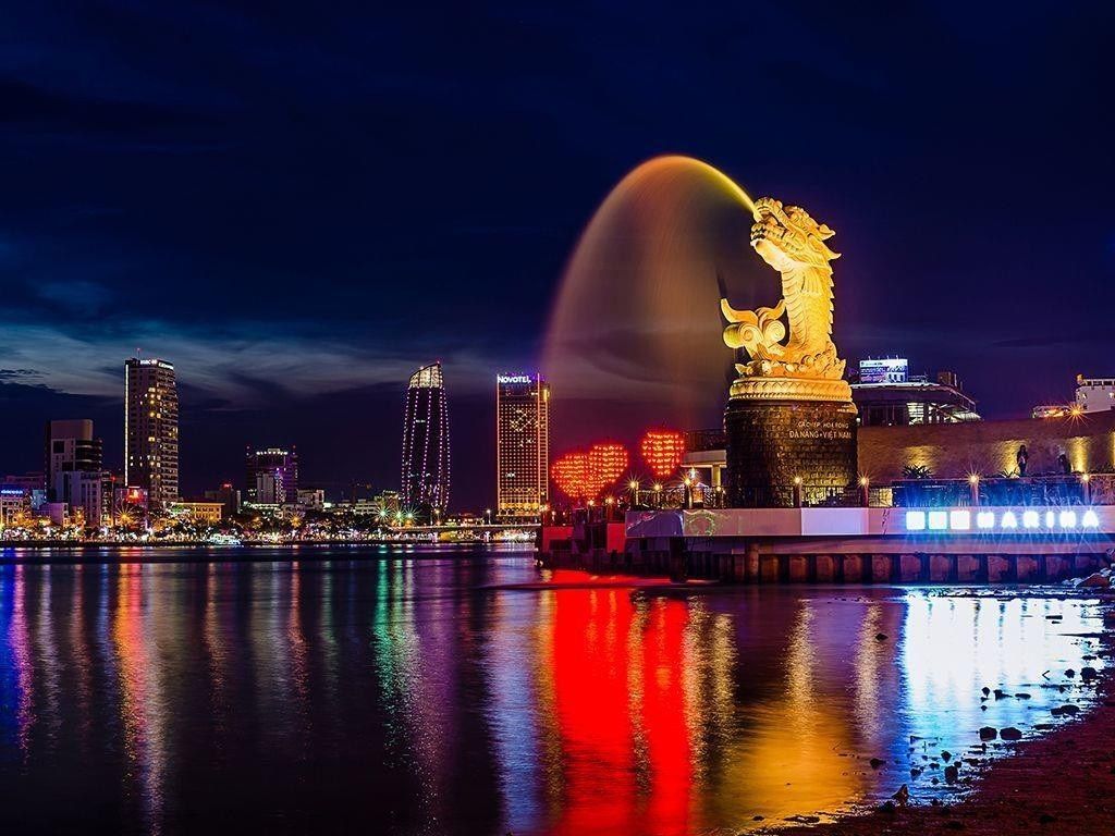 Da Nang Attractions Guide - Carp Statue