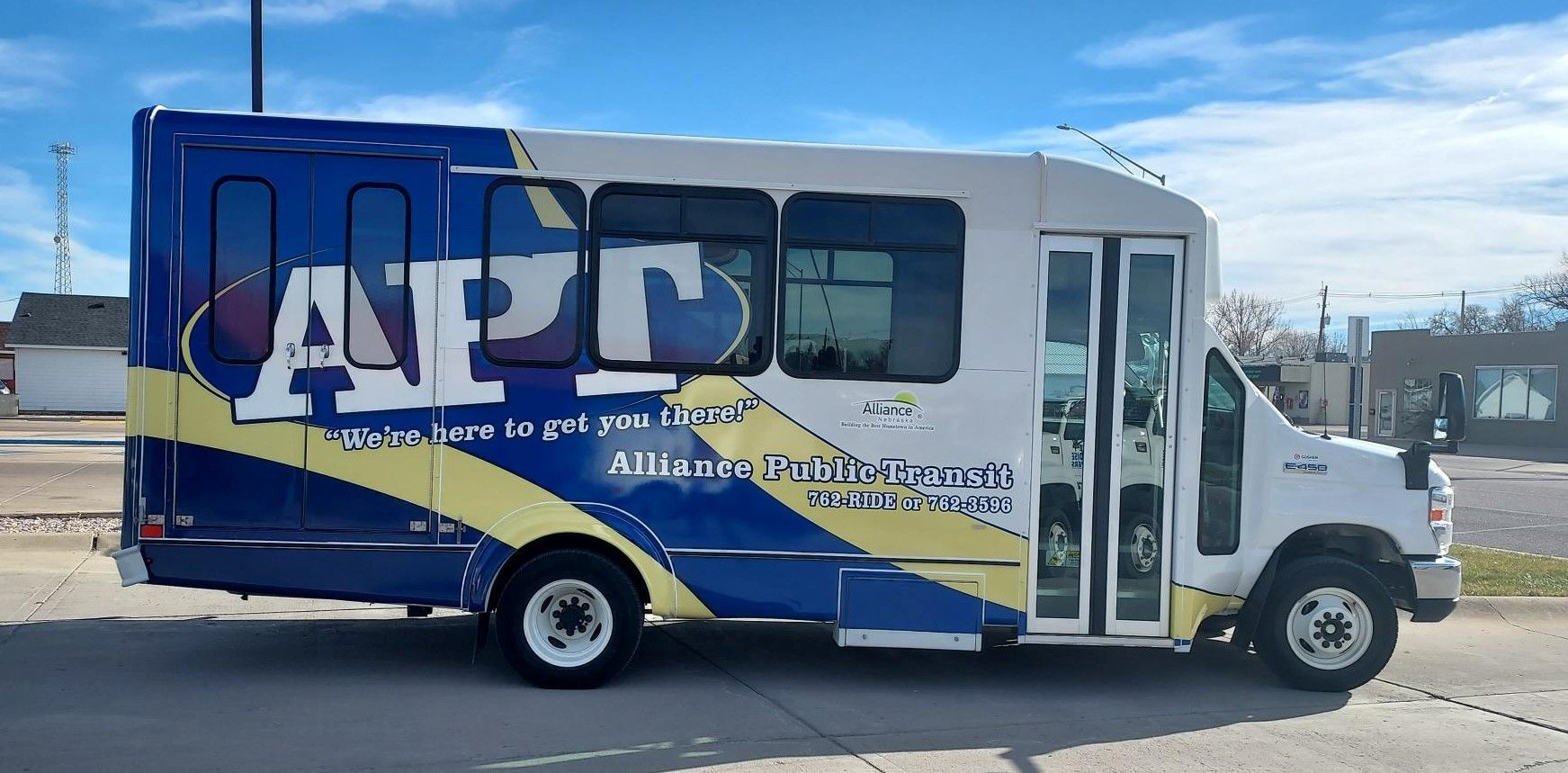 photo of Alliance Public Transit vehicle