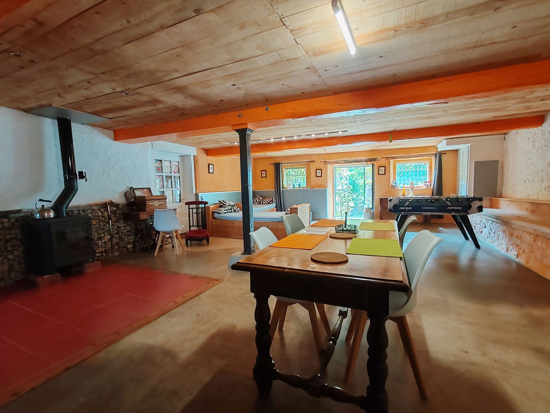 Intérieur type salon et salle à manger