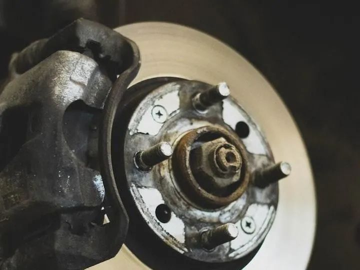 Brake Service at ﻿808 Automotive Inc.﻿ in ﻿Hubbard, OR﻿