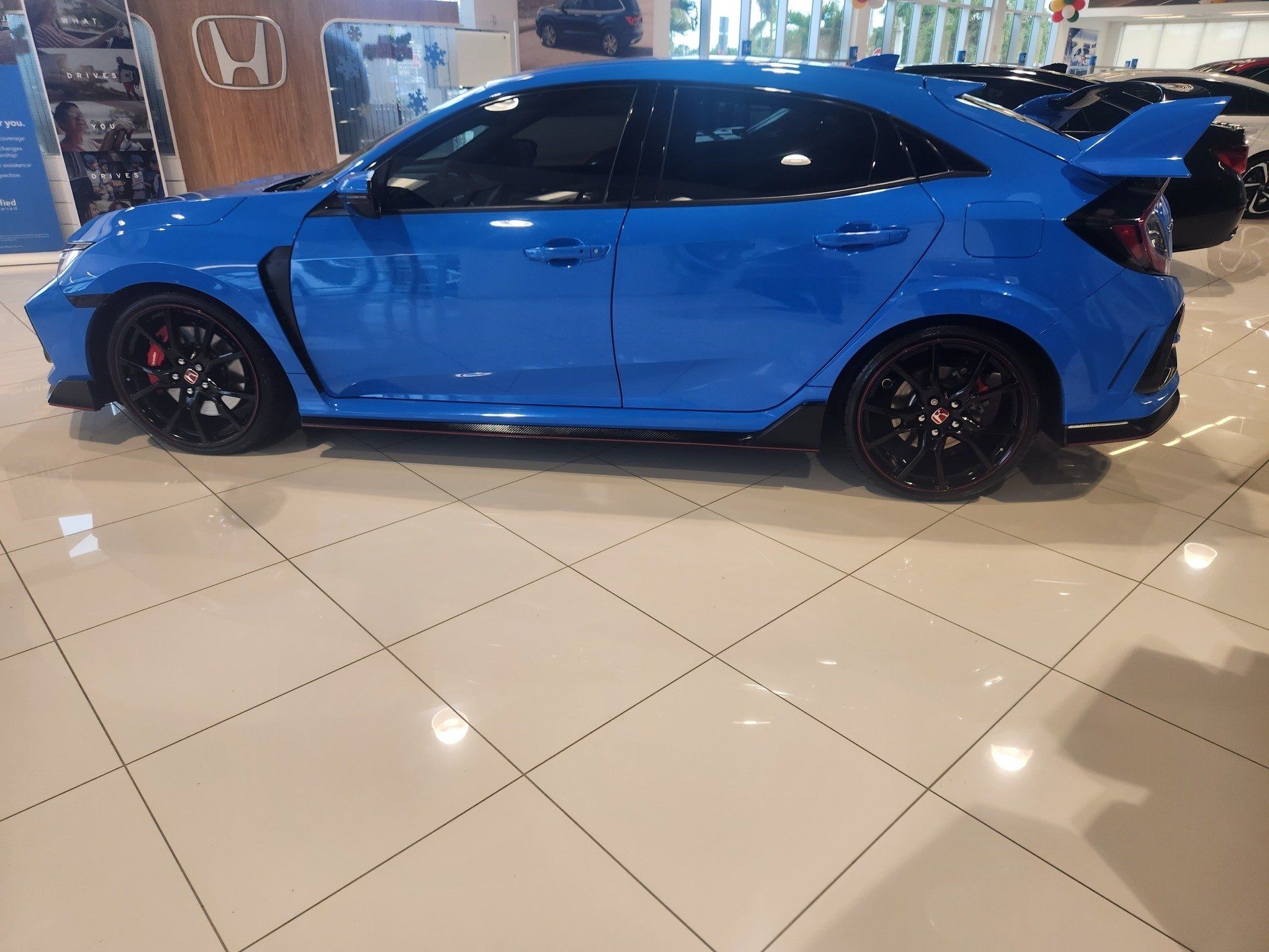 Honda Civic Blue Right Side View - Opa-locka, FL - Terr Auto World