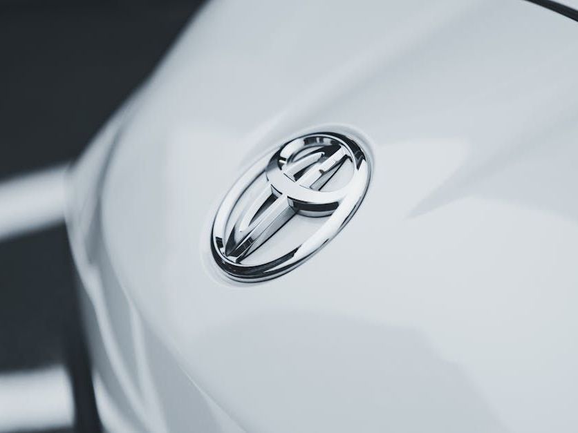 Toyota service at Lowe's Automotive Service in Sarasota, FL
