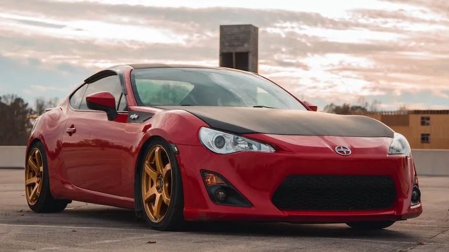 Scion Service and Repairs at Lowe's Automotive Service in Sarasota, FL 