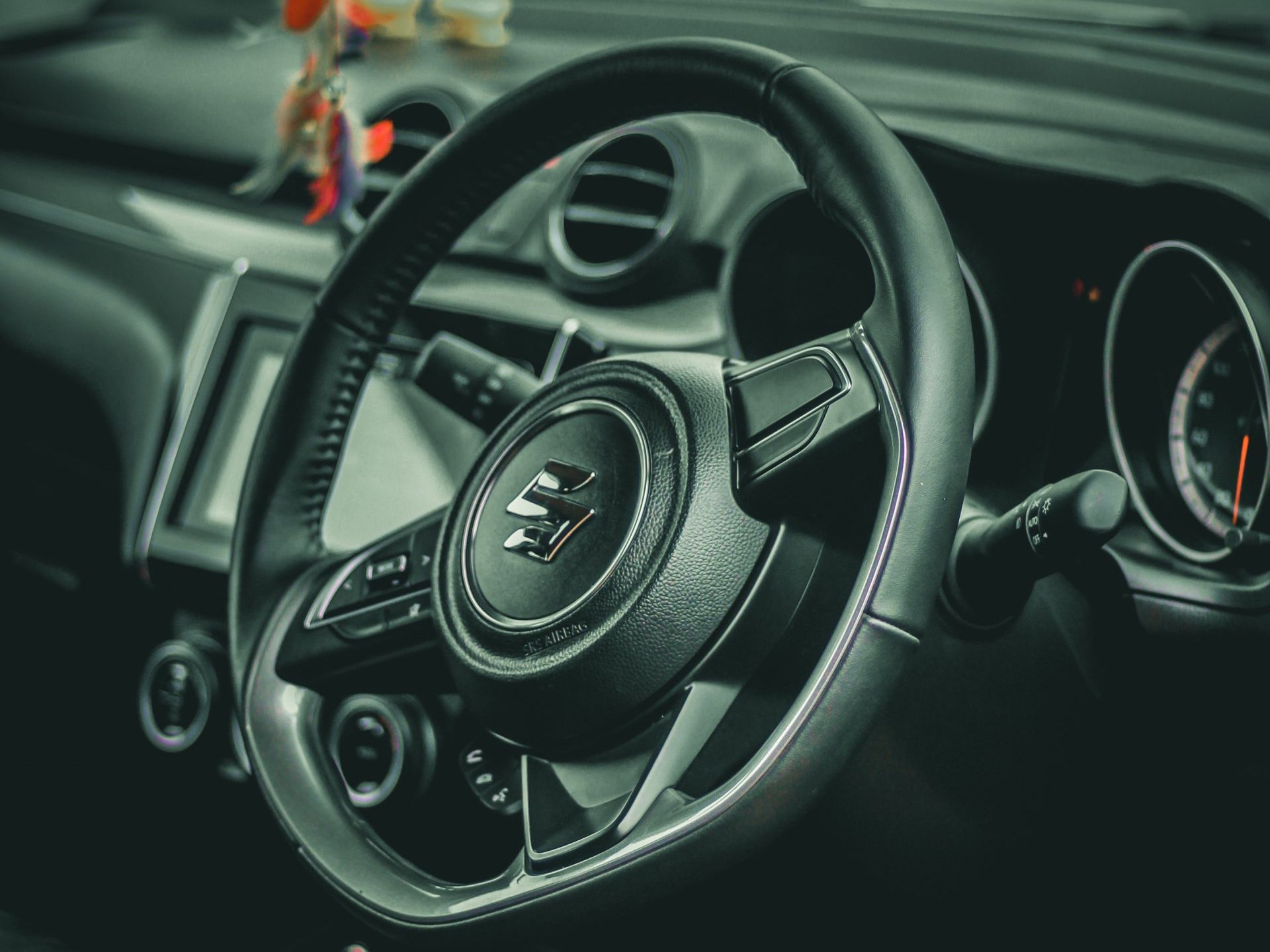 Suzuki Service and Repair at Lowe's Automotive Service in Sarasota, FL 