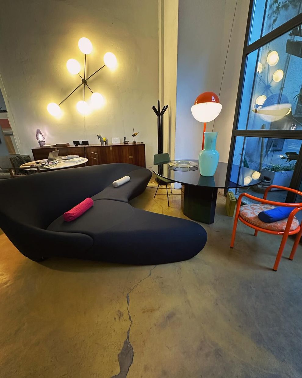 esposizione di arredamento vintage di Spazio Ampio a Roma