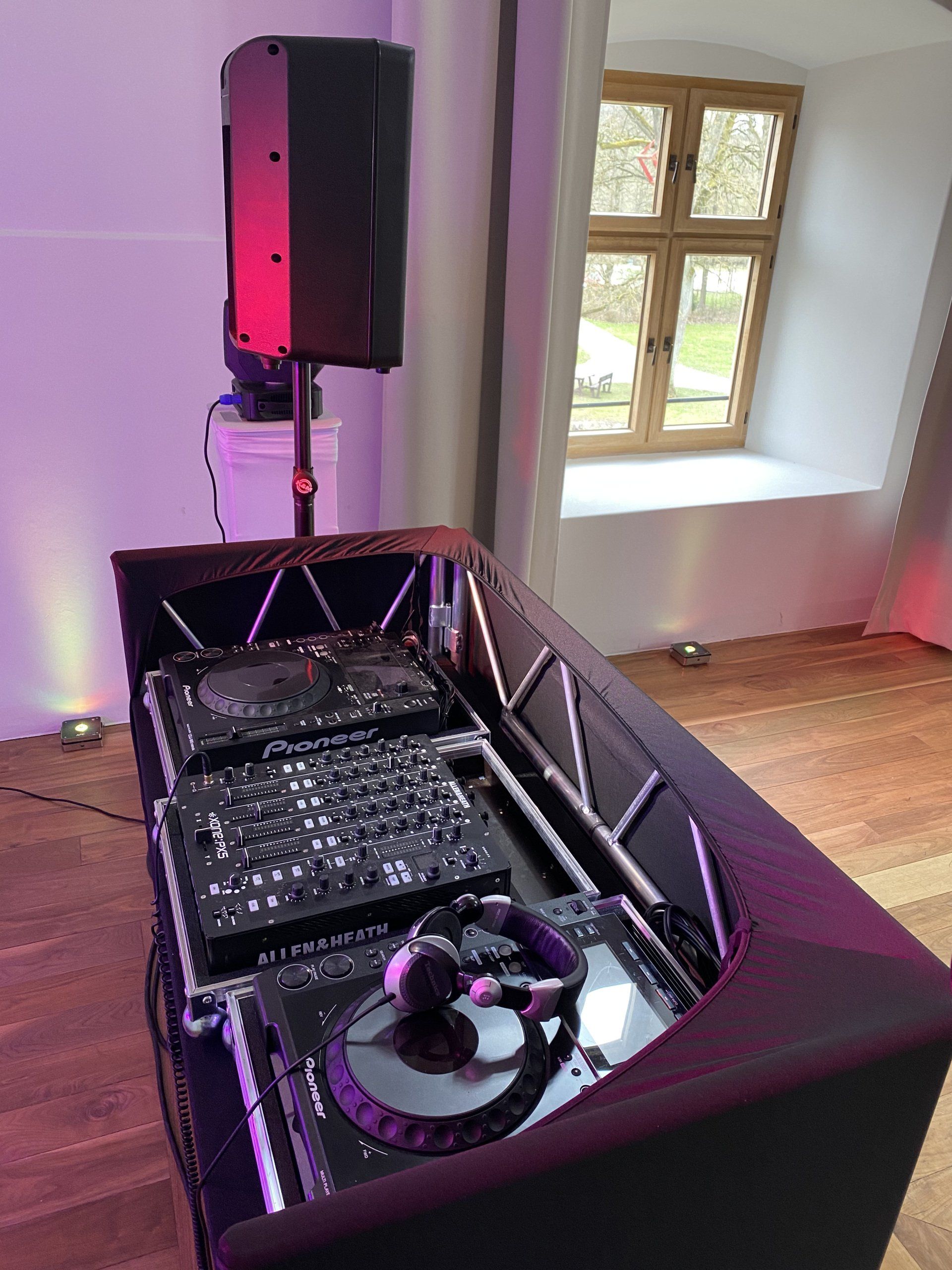 DJ Party