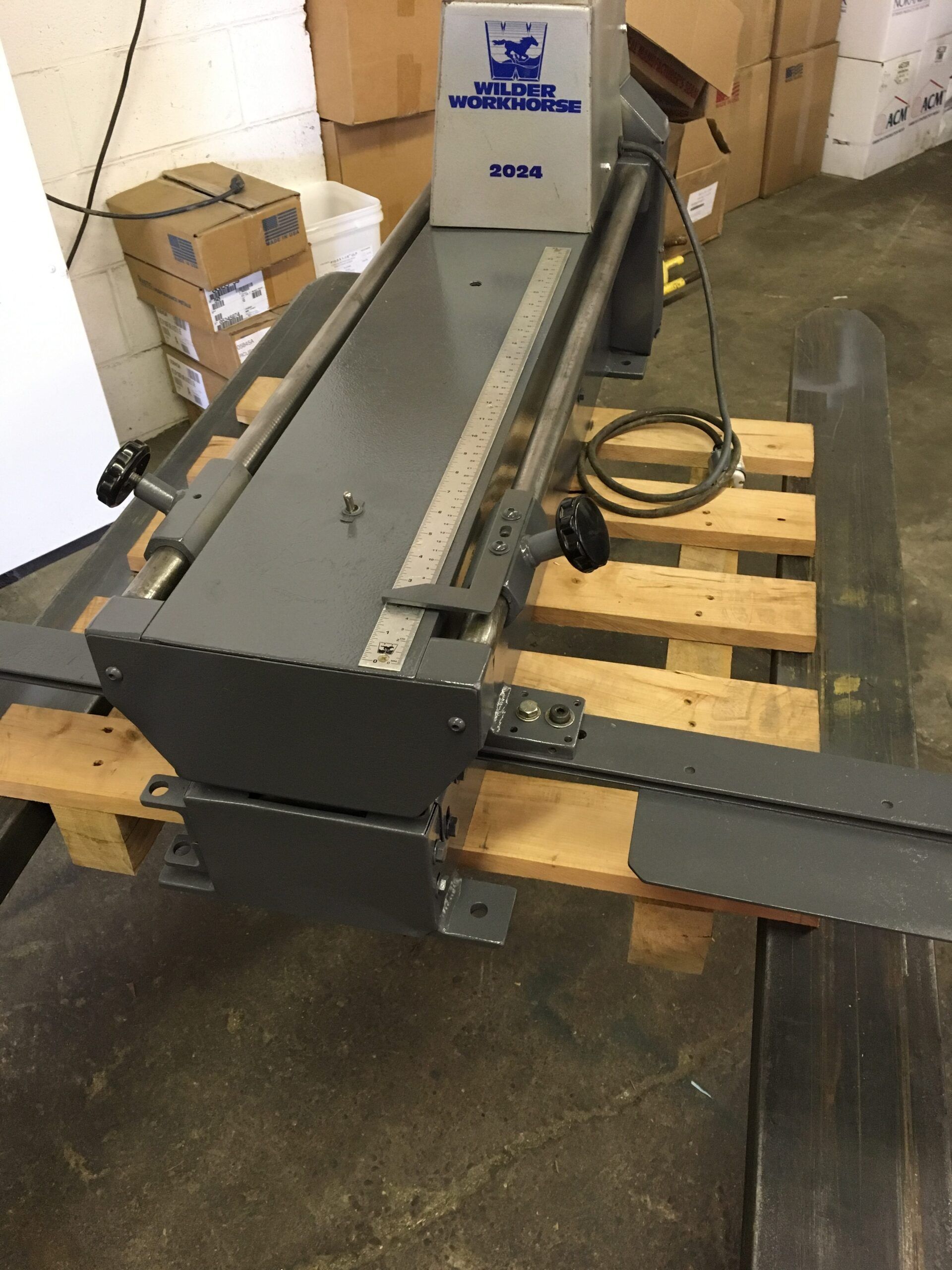 Wild workhouse 1624 slitter