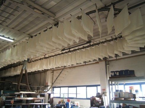 laboratorio di concia per pellame