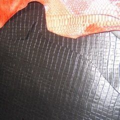 pelle scura lavorata