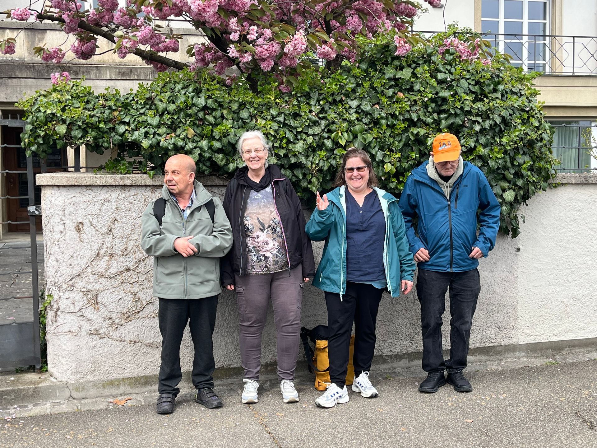 Gleich am ersten Tag besuchten wir den Tinguely-Brunnen
– ein faszinierender Ort, an dem sich alles
