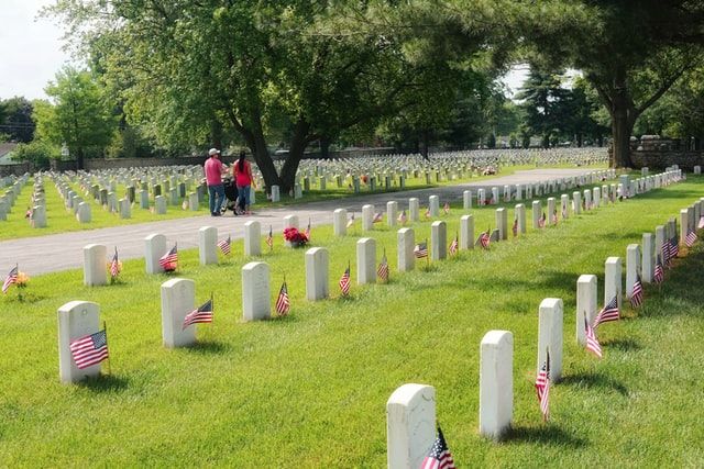 funeral homes in or near Indianapolis IN