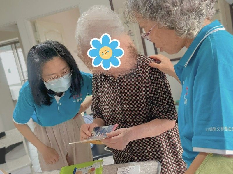 elder,volunteer,timebank