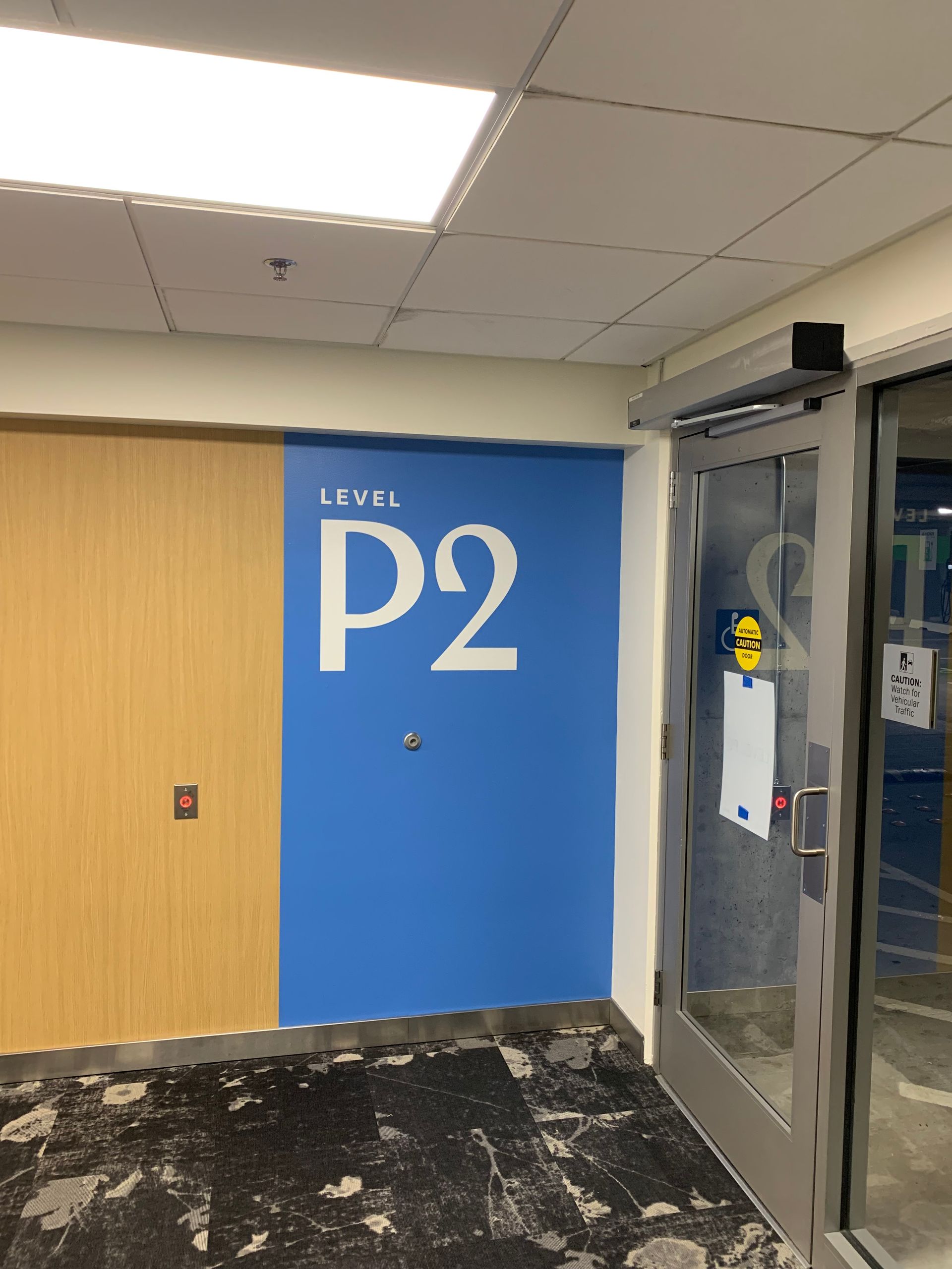Door to level p2