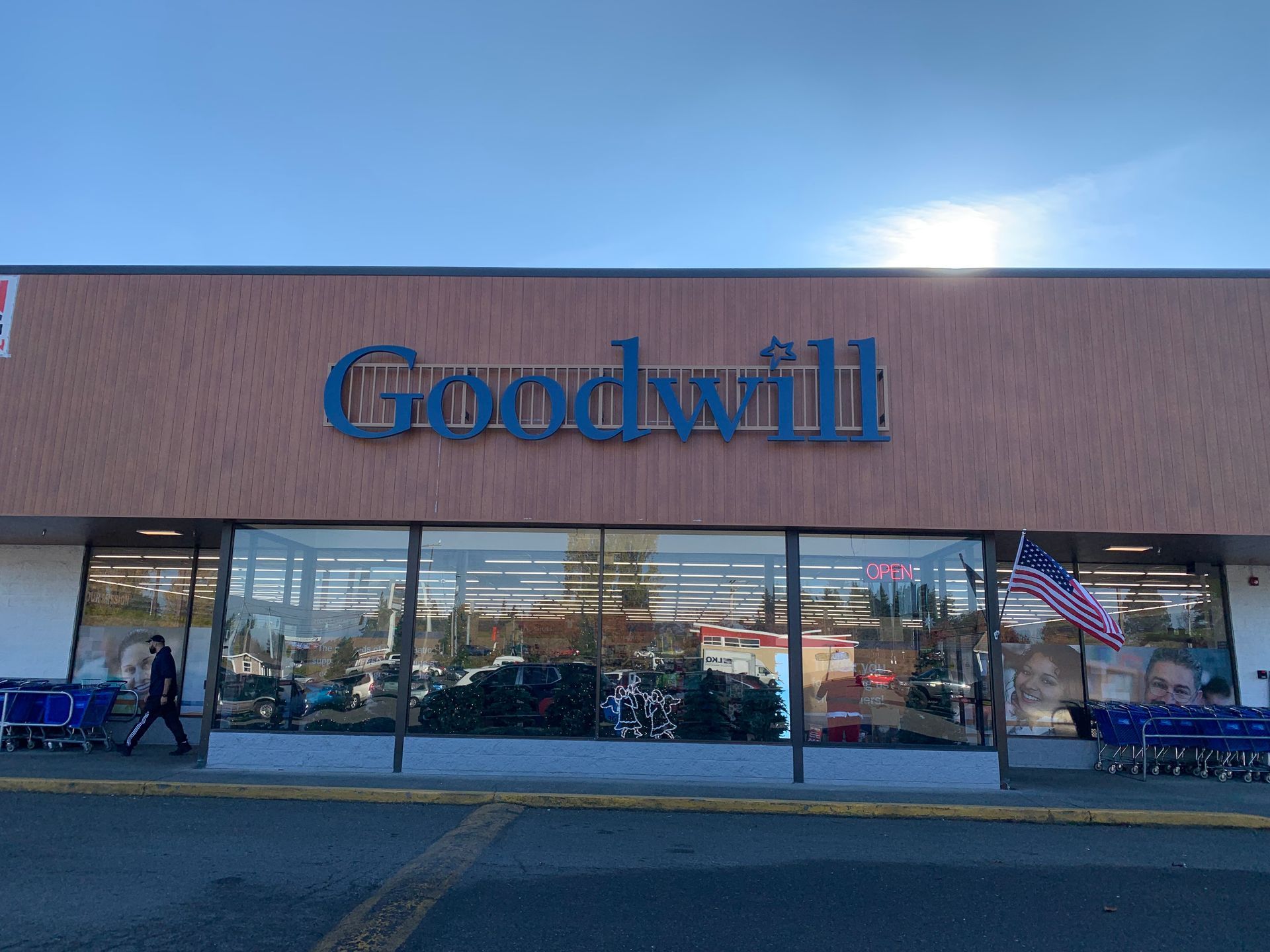 Goodwill store front with blue sign