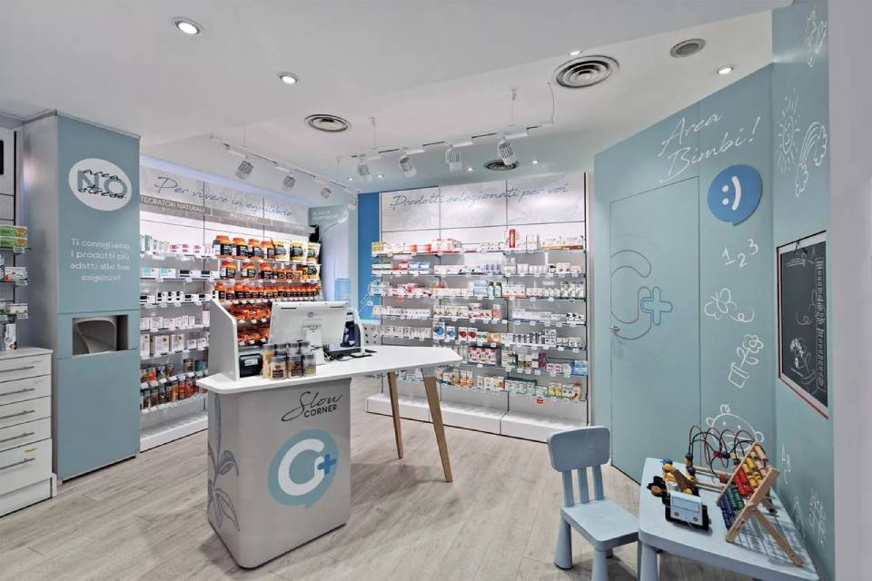 Reparto erboristeria Farmacia Gastaldi a Milano