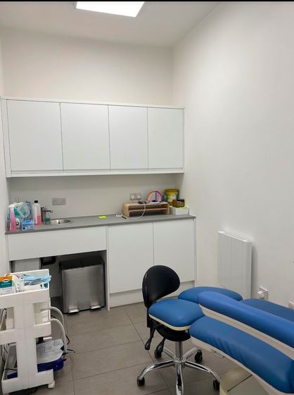Hackney Podiatry clinic space 

