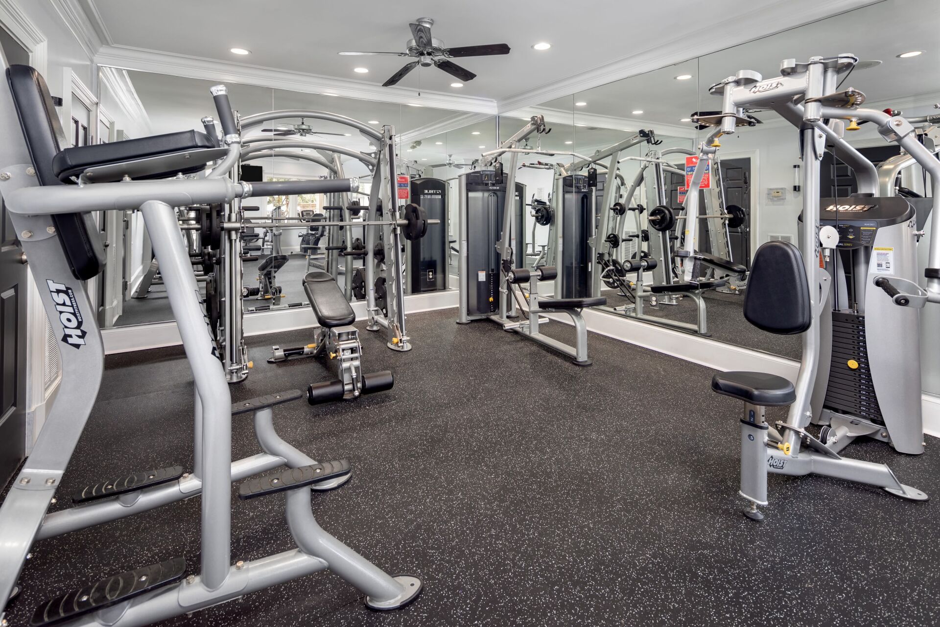 Fully-equipped fitness center | Cavalier @ 100