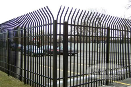 commercial fence in a city