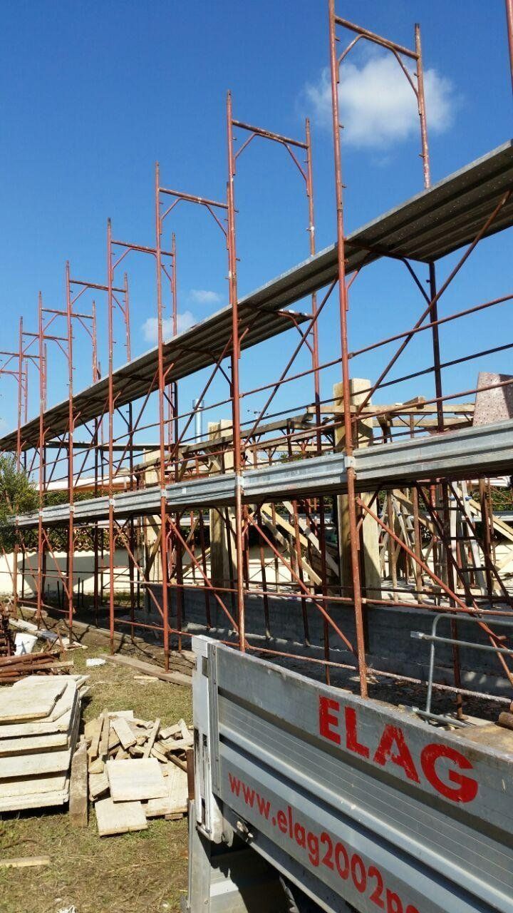 Ponteggi per l'edilizia