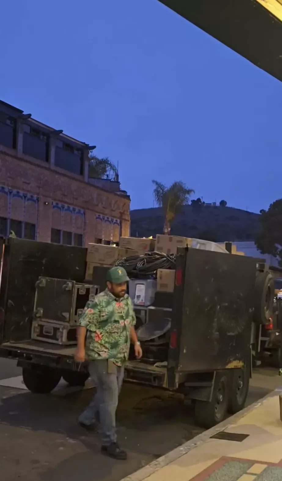 event equipment removal during commercial cleanout in Ventura CA