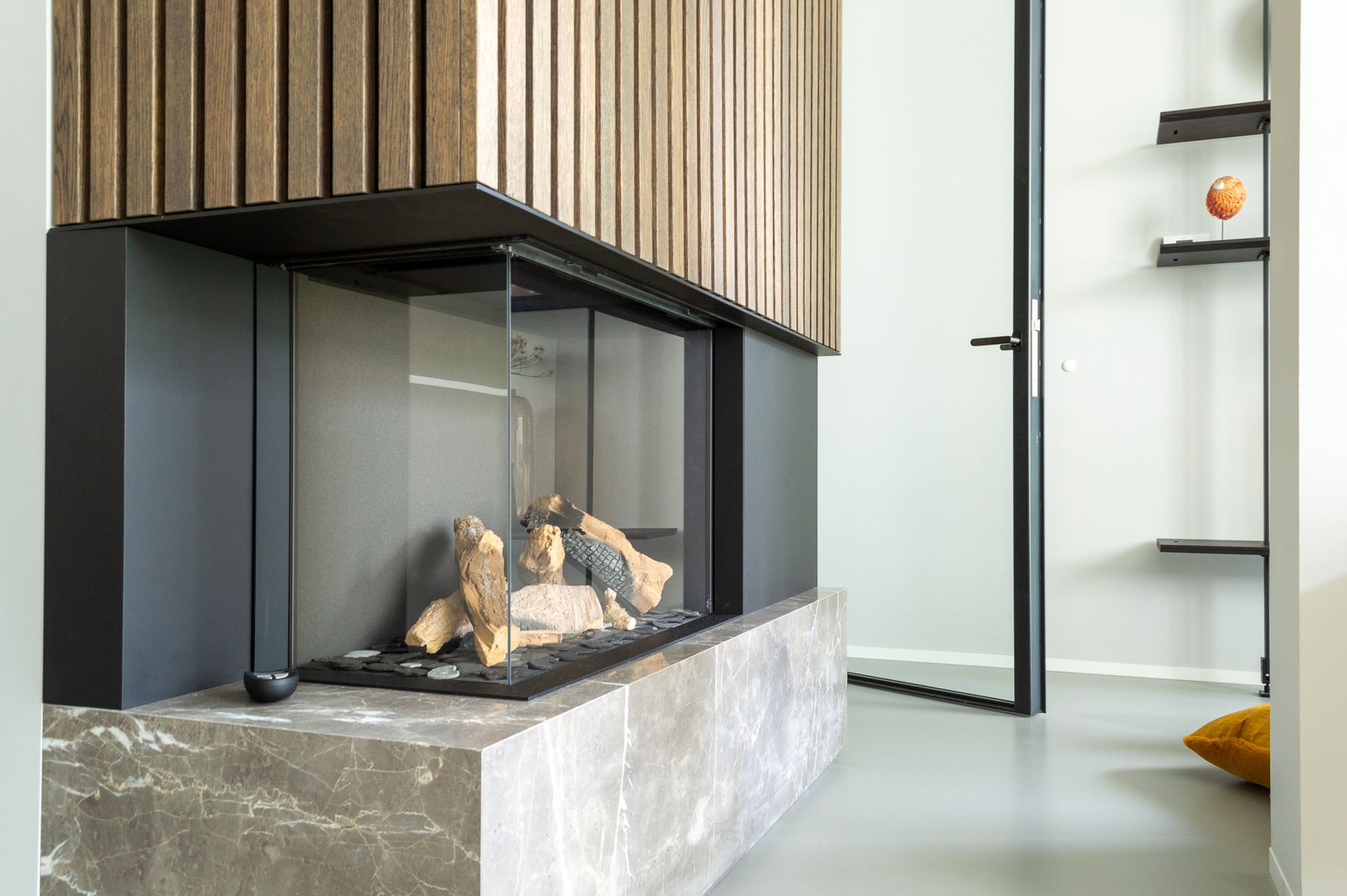 Gashaard van Van Benthum haarden 2-zijdig.