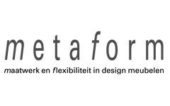 Een zwart-wit logo voor een bedrijf genaamd metaform.