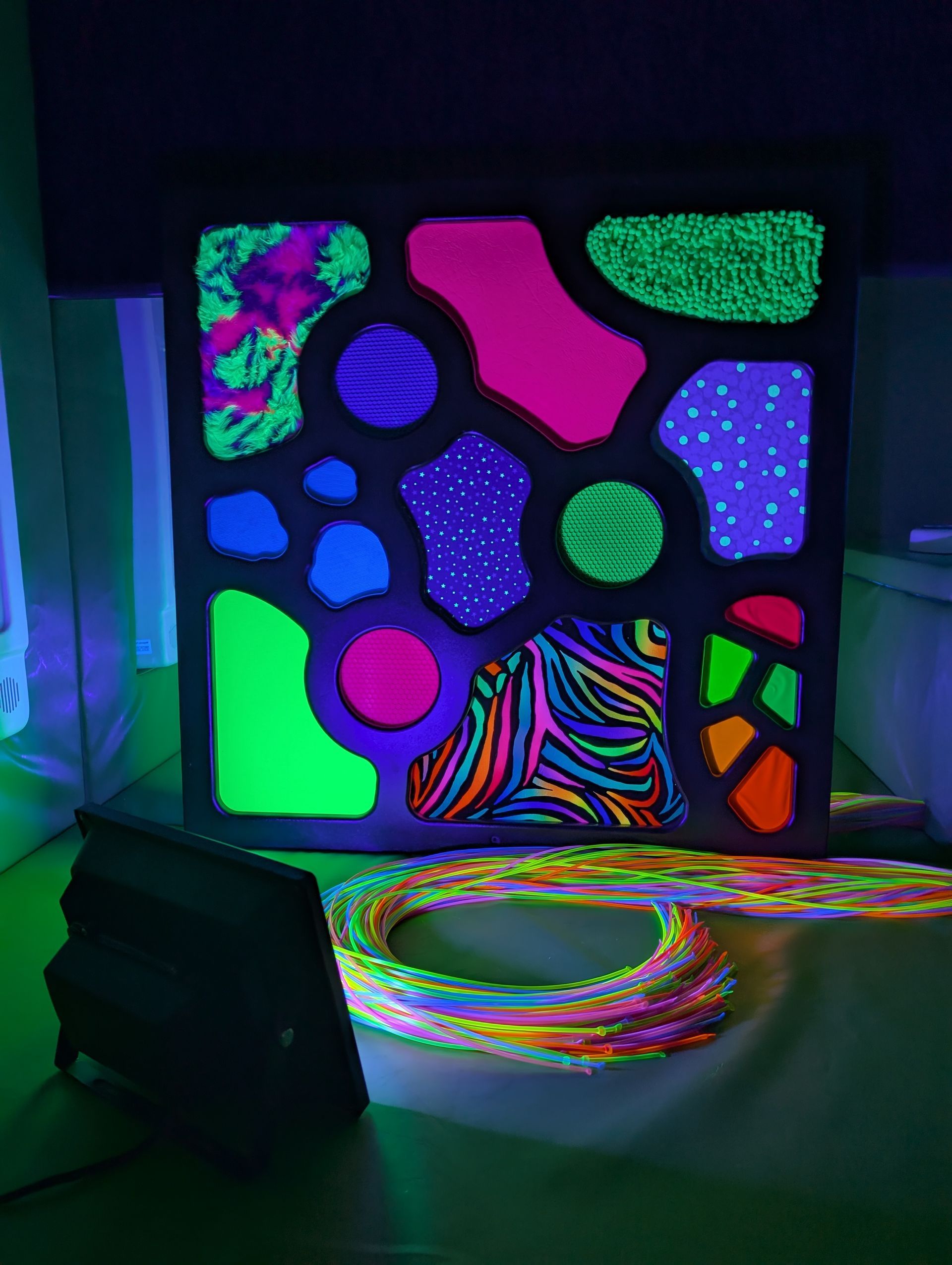 Tactile Panel (0.9m x 0.9m) - UV Reactive (UV1)