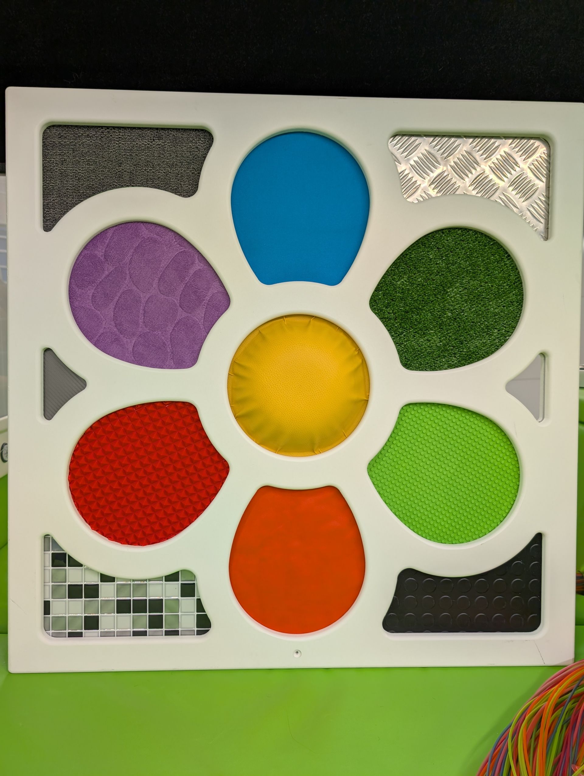 Tactile Panel (0.9m x 0.9m) - Flower