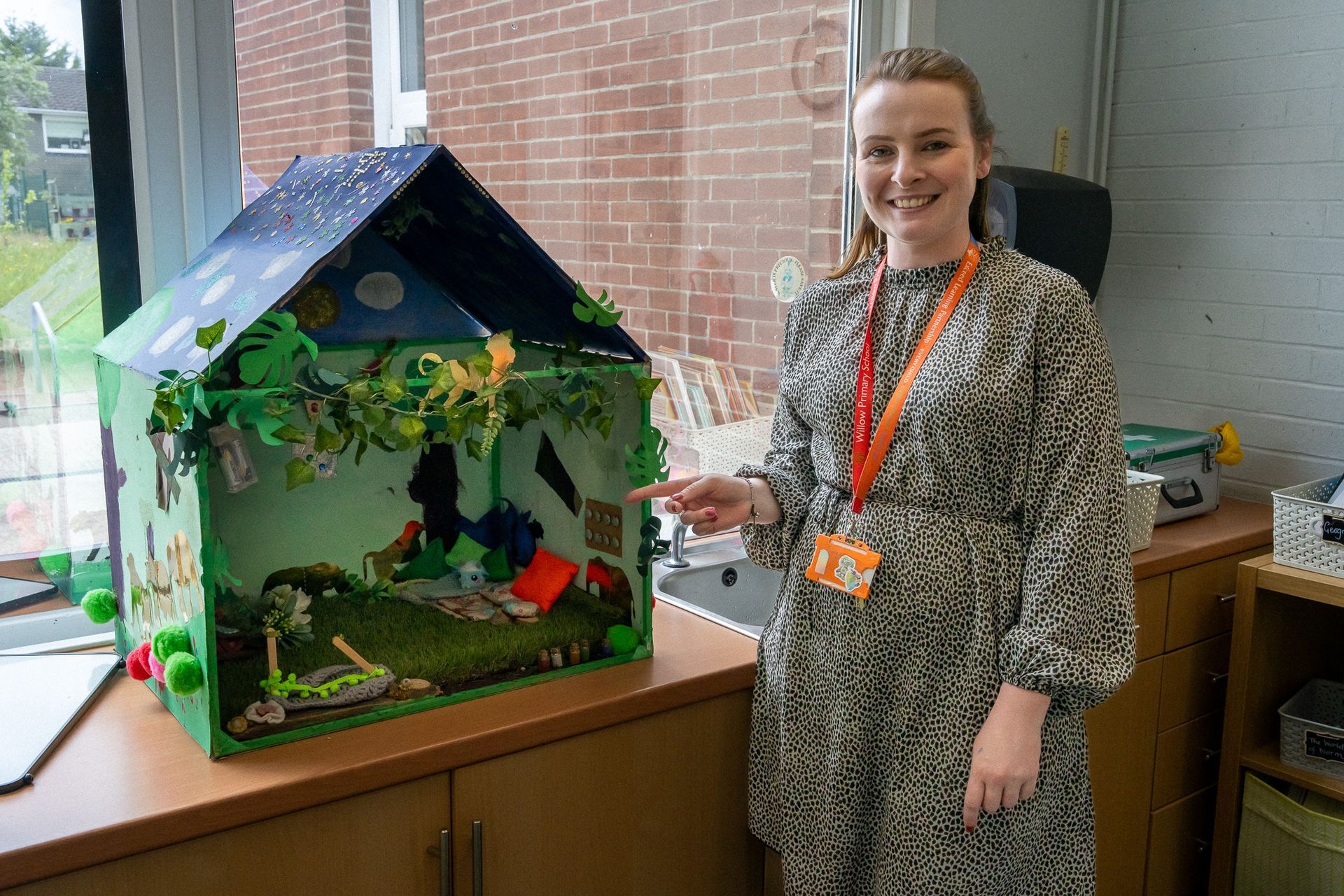 Teacher Laura Pownall Shows Students' Sensory Room Design Willow Primary School Doncaster