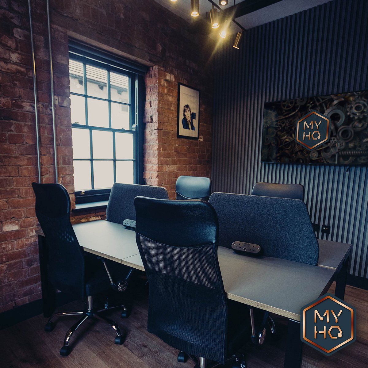 Lowry private office at MyHQ