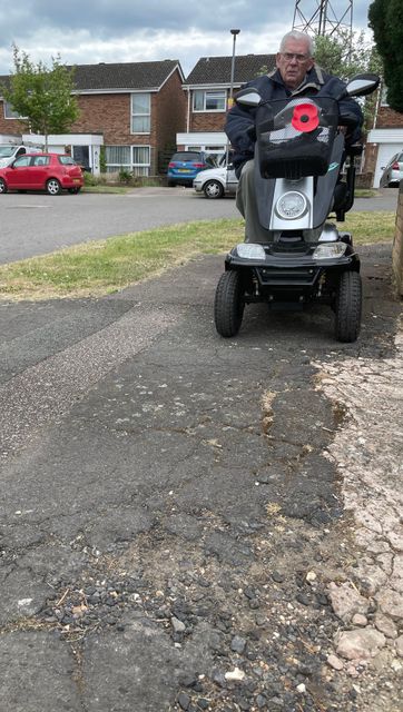 Worn out pavements