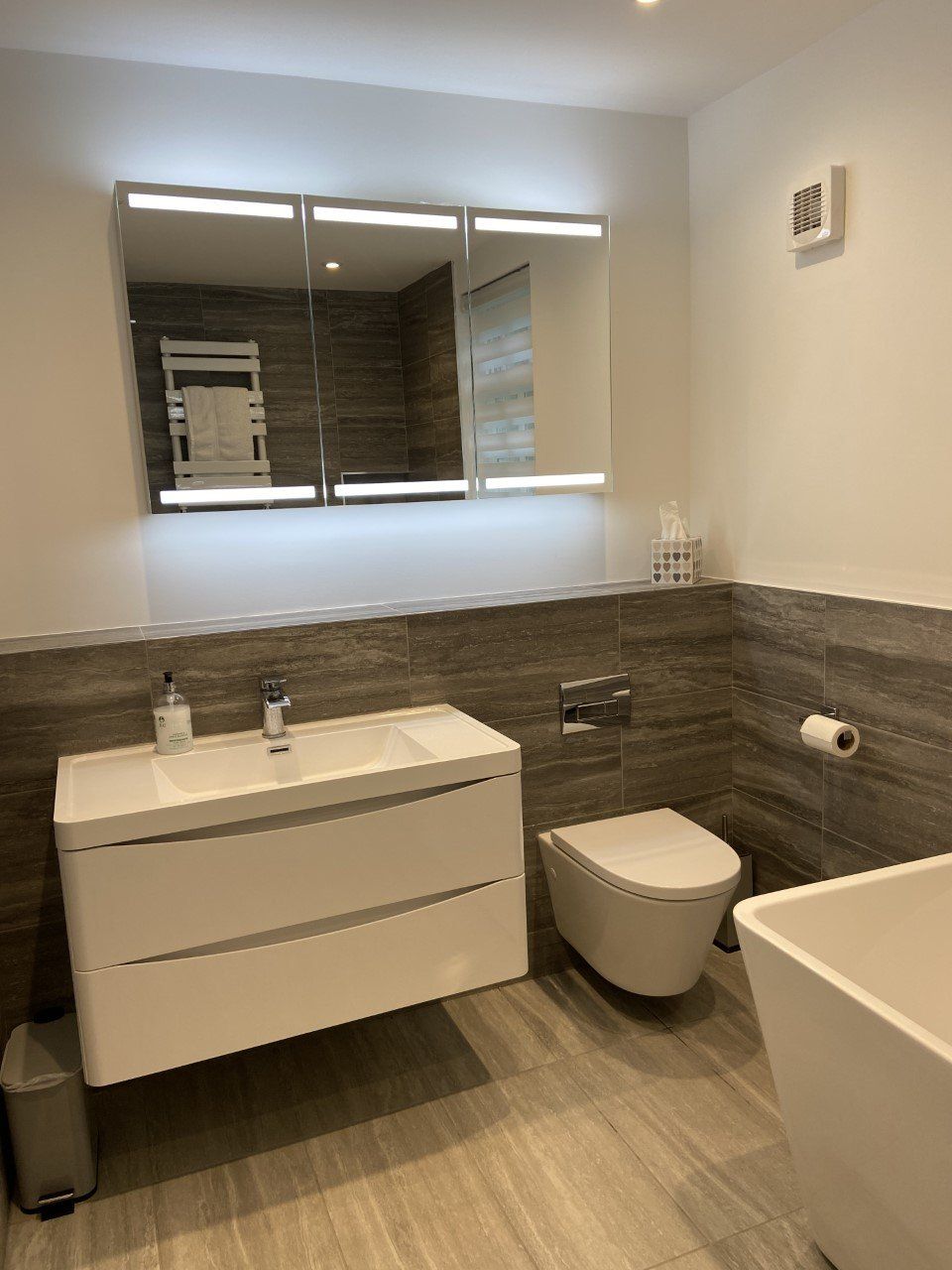 Rivers Kitchen Co completed bathroom project 6