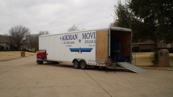 Aikman Moving Empy Trailer — Hurst,TX — Aikman Moving