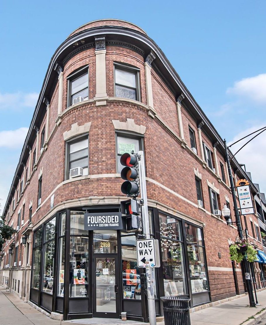 707-717 W. WELLINGTON AVE.     2951-3 N. CLARK ST.