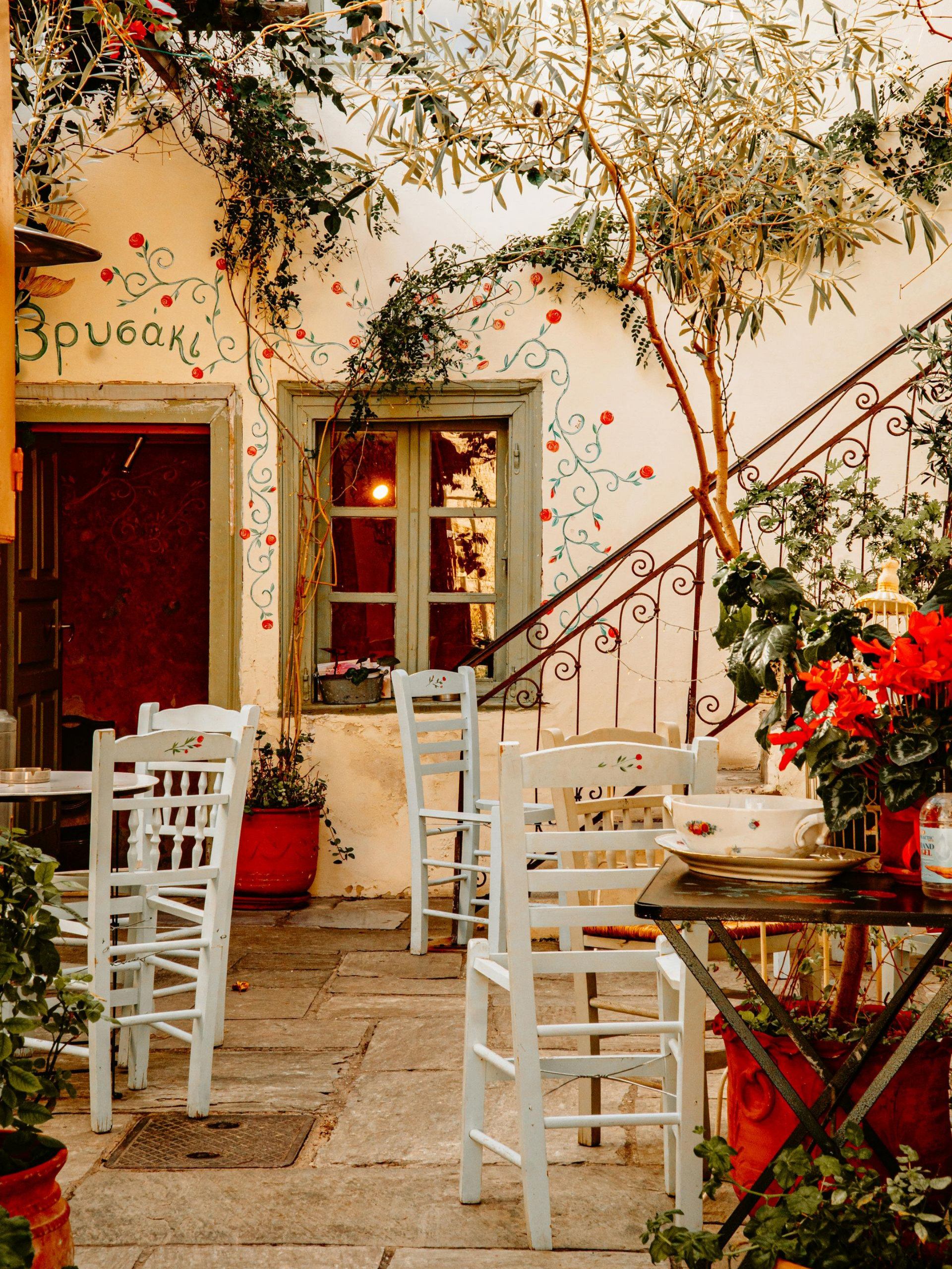 Souvlaki und Loukoumades an einem kühlen Wintertag in Athen.