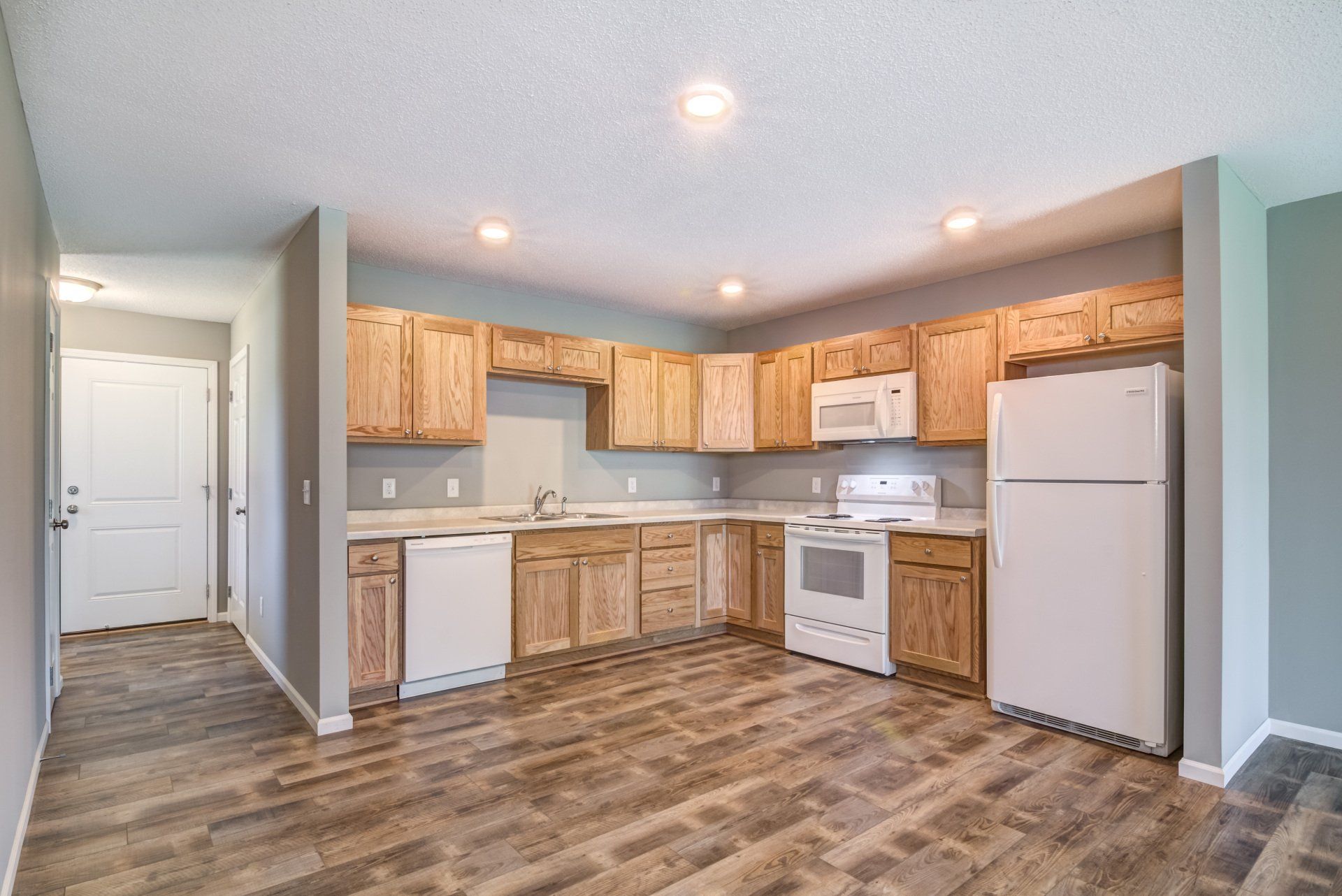 New Richmond 2 dining area photo