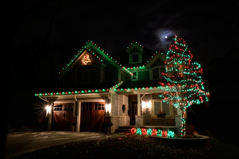 Christmas light decorators